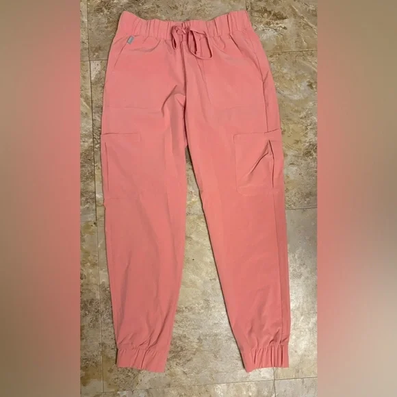 Hanes Comfort Fit Pink Jogger Scrubs - Picture 1 of 6